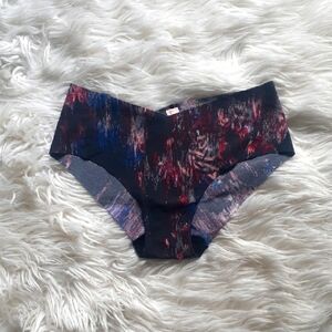 Victoria's Secret NWT Black Multicolored Hiphugger/Hipster Panties Size Medium